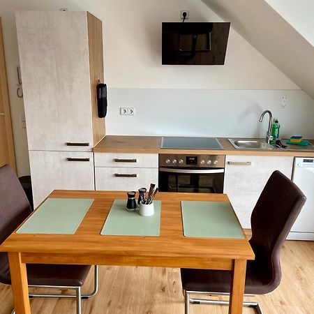 Stadtoase Geraeumige Gaestewohnungen Mit Balkon, Komfort, Modernitaet Und Ruhe, Fuer Monteure Geeignet, Free Wifi Frankenberg Dış mekan fotoğraf