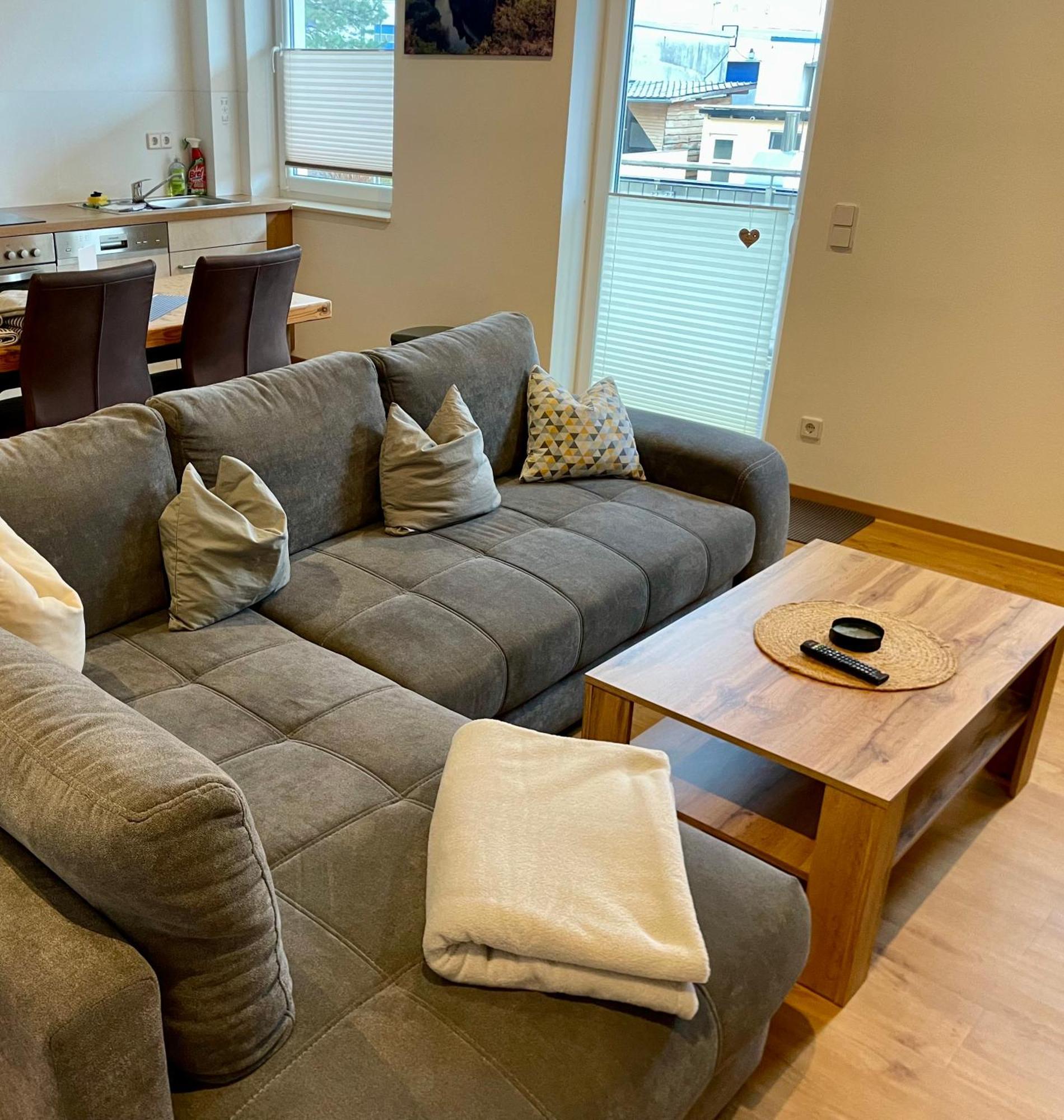 Stadtoase Geraeumige Gaestewohnungen Mit Balkon, Komfort, Modernitaet Und Ruhe, Fuer Monteure Geeignet, Free Wifi Frankenberg Dış mekan fotoğraf