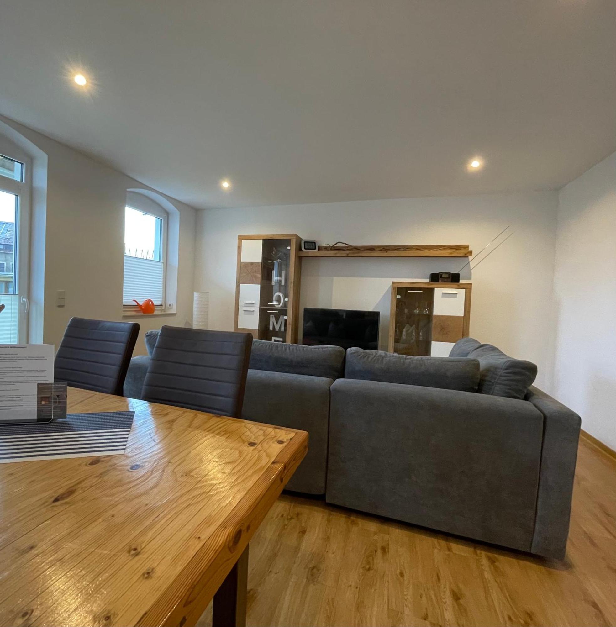 Stadtoase Geraeumige Gaestewohnungen Mit Balkon, Komfort, Modernitaet Und Ruhe, Fuer Monteure Geeignet, Free Wifi Frankenberg Dış mekan fotoğraf