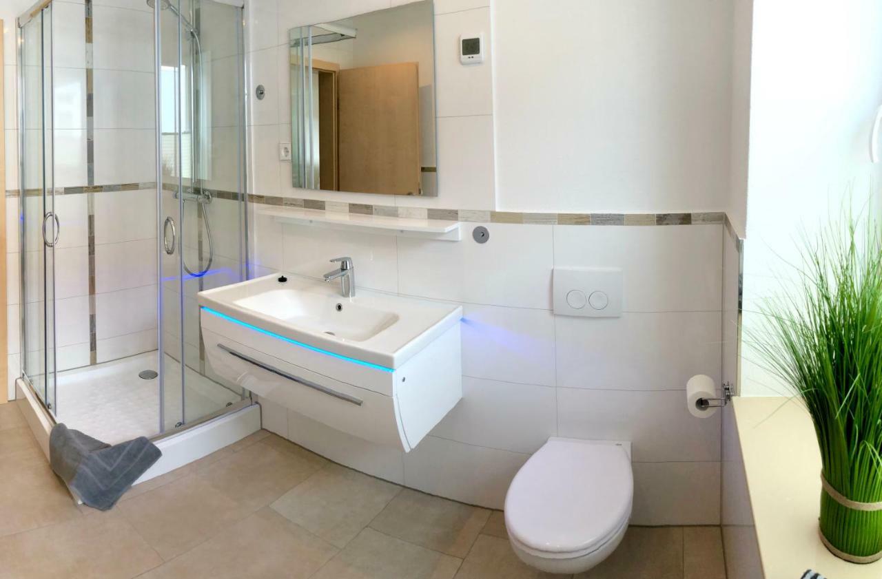 Stadtoase Geraeumige Gaestewohnungen Mit Balkon, Komfort, Modernitaet Und Ruhe, Fuer Monteure Geeignet, Free Wifi Frankenberg Dış mekan fotoğraf
